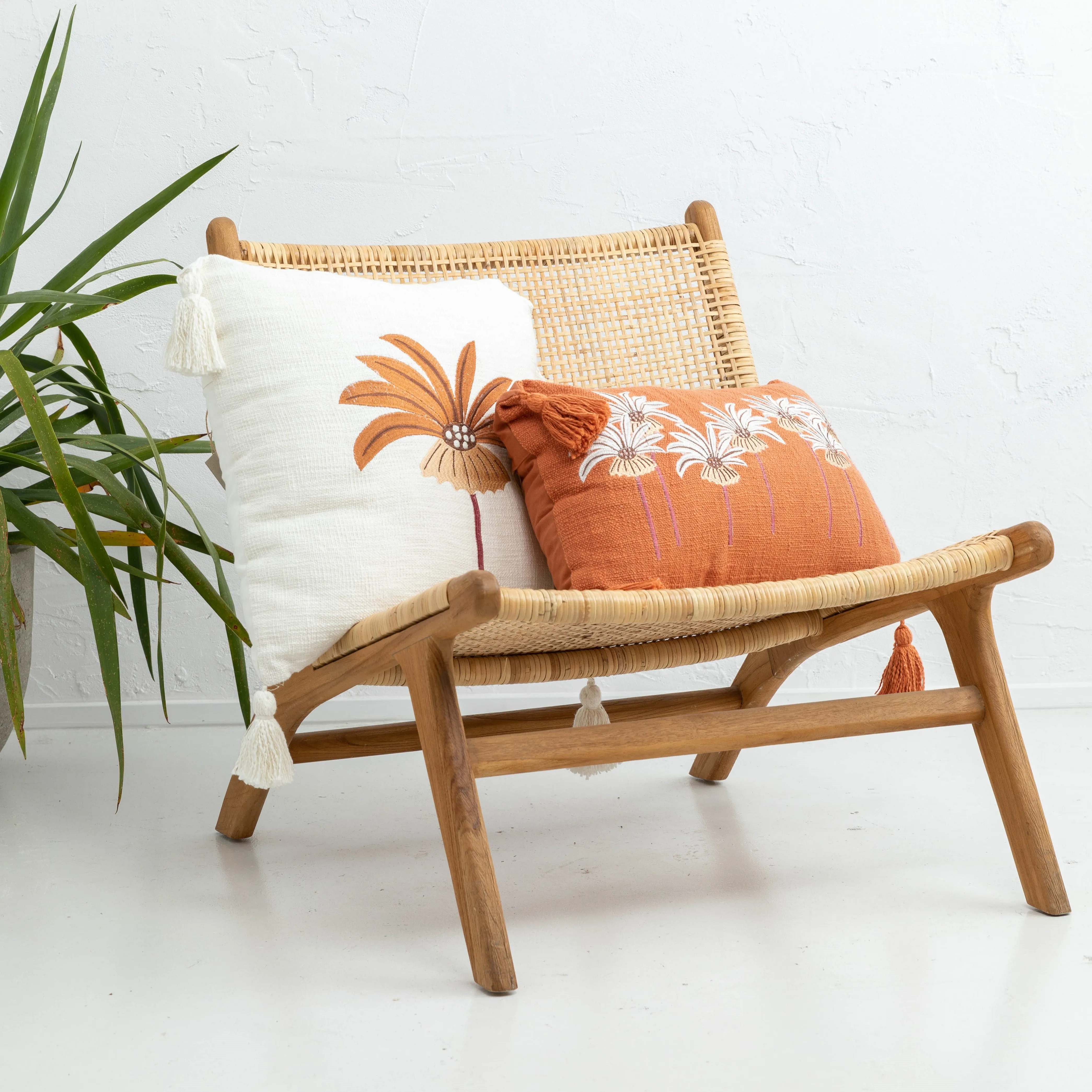 Palm Beach Cushion - Tan   Vanilla
